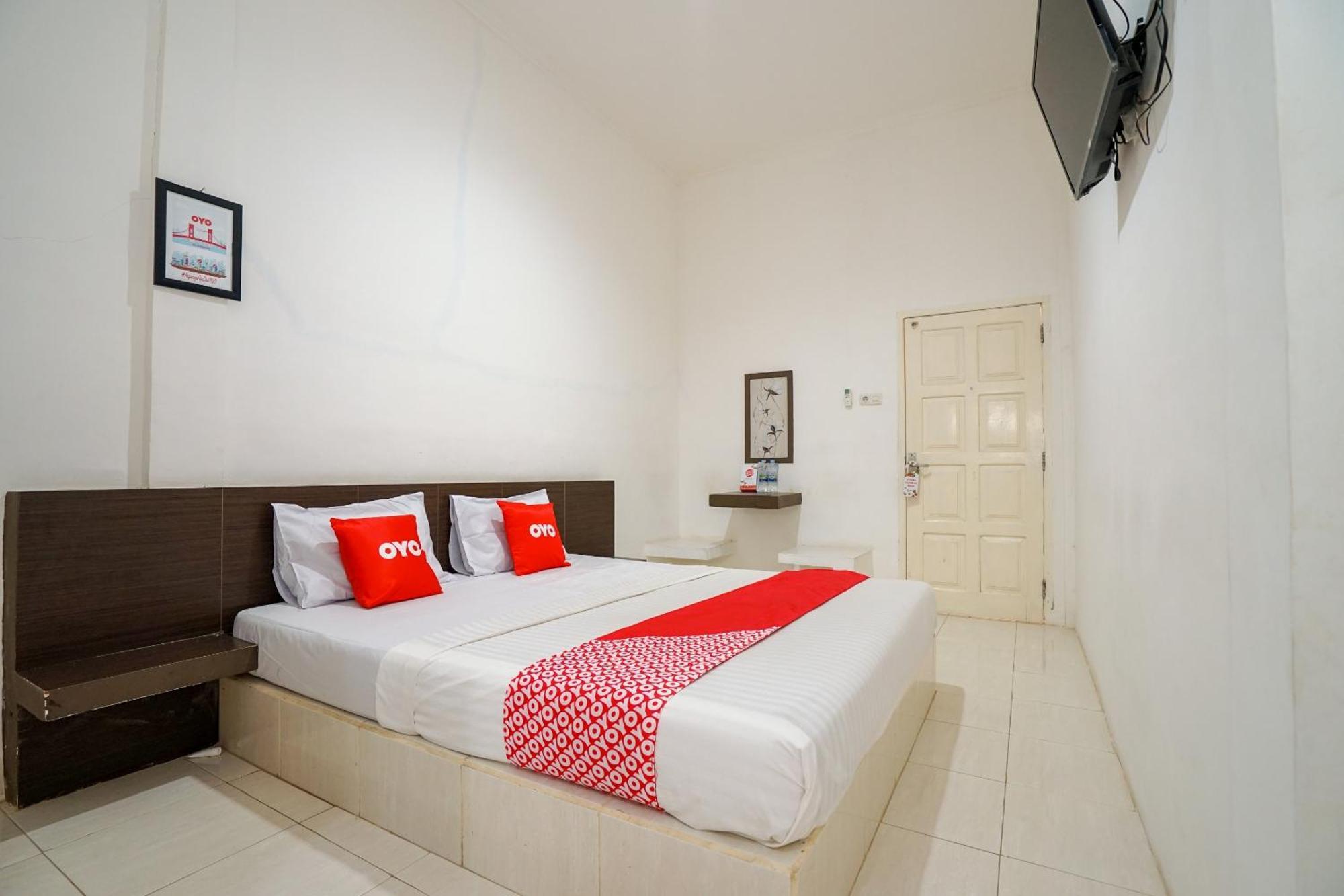 Super Oyo 1868 Penginapan Sekip Palembang Exterior photo